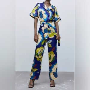 ⚡️Zara Short Sleeve Belted Floral Satin Jumpsuit